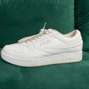 All White Retro Fila Low Top Mens Tennis Shoes
